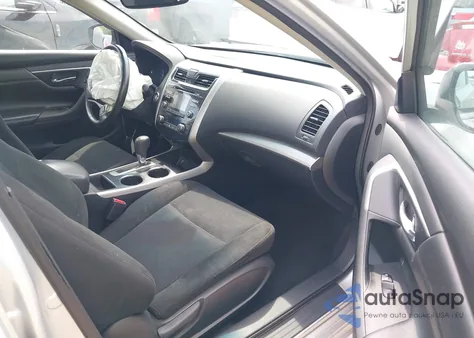 2015 Nissan Altima 2.5 Sv from USA, damaged, VIN 1N4AL3AP2FC578073